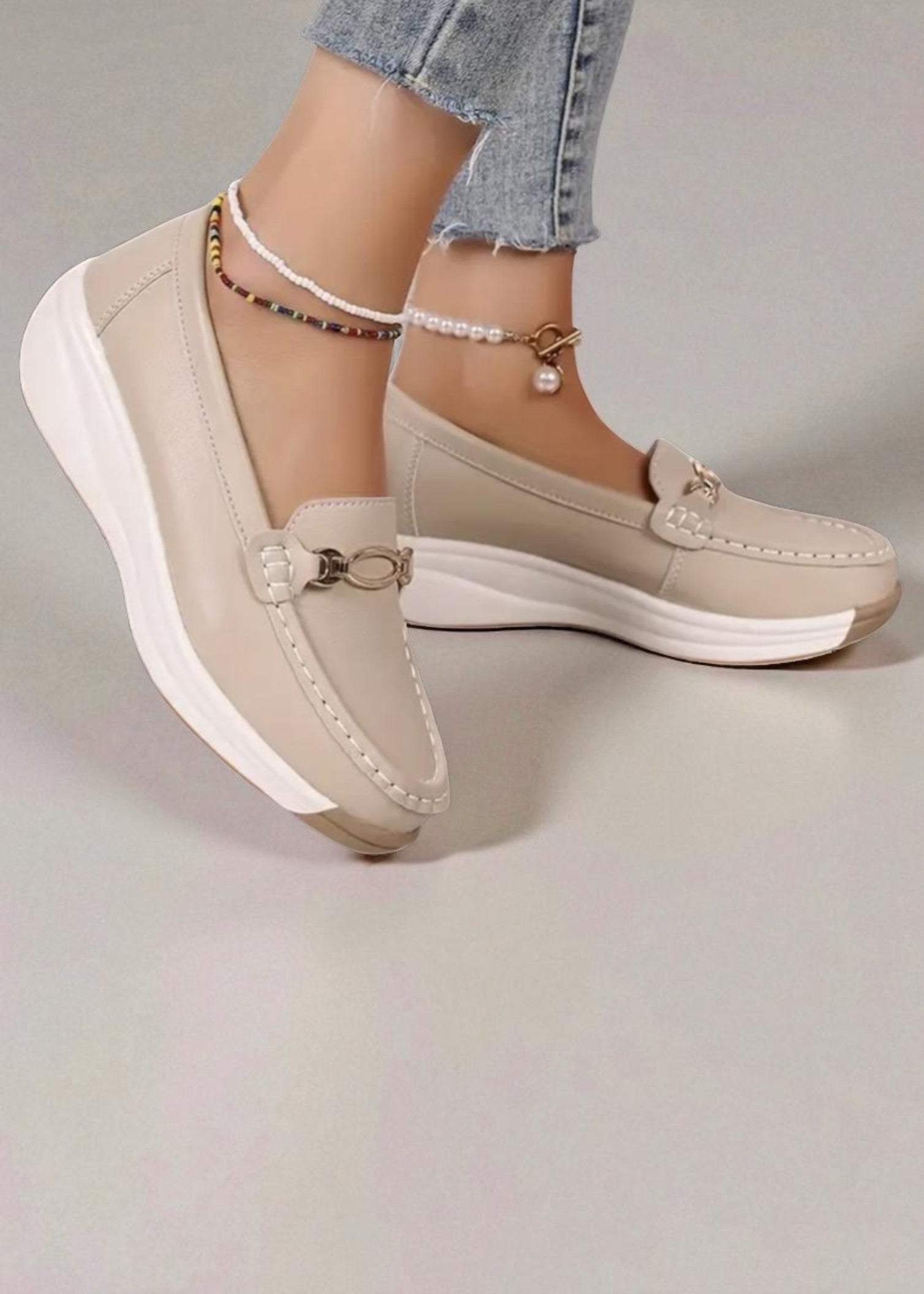 Lina – Classic Comfort Loafers