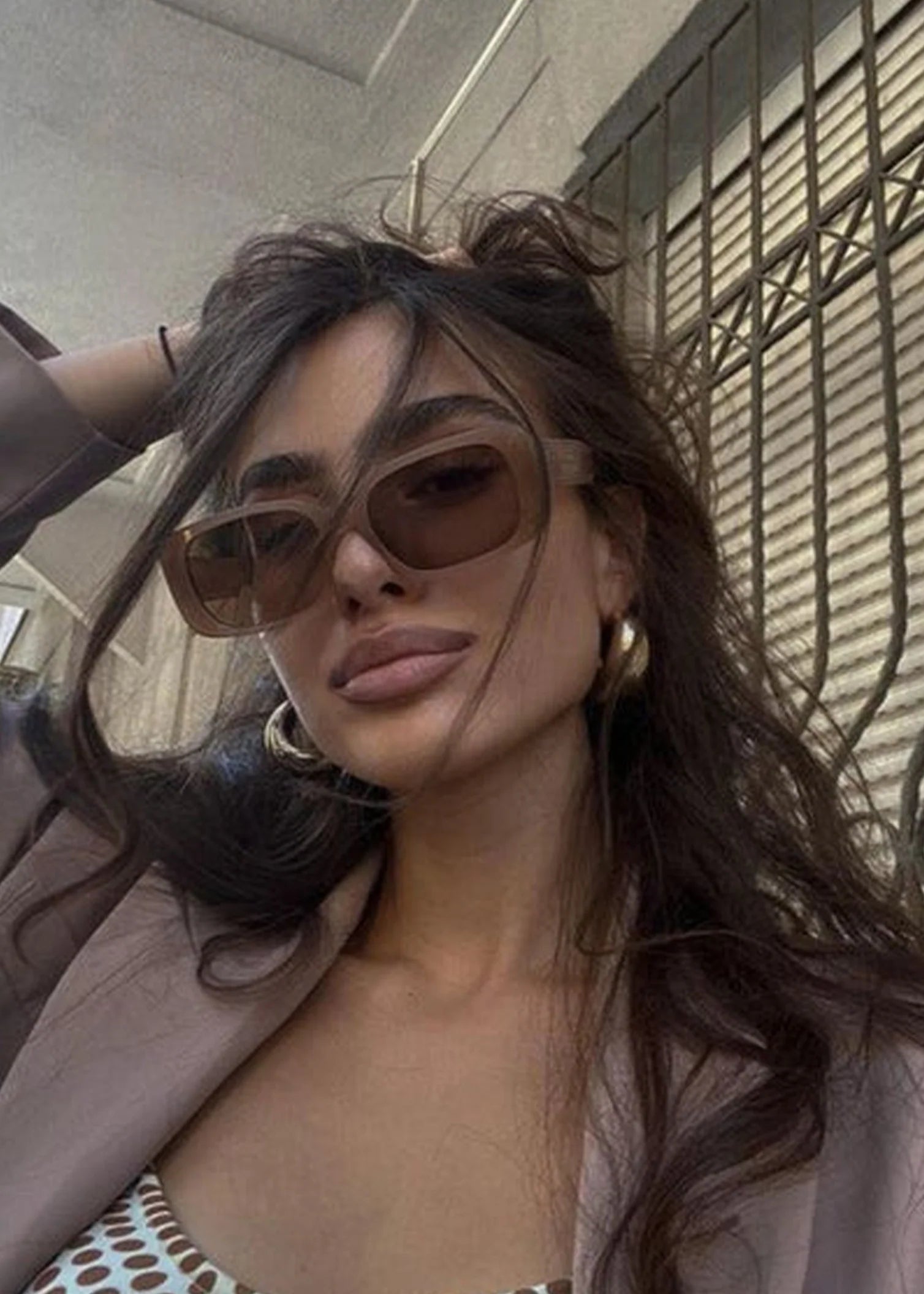 Crystal Gaze – Stylish Sunglasses with Transparent Frame