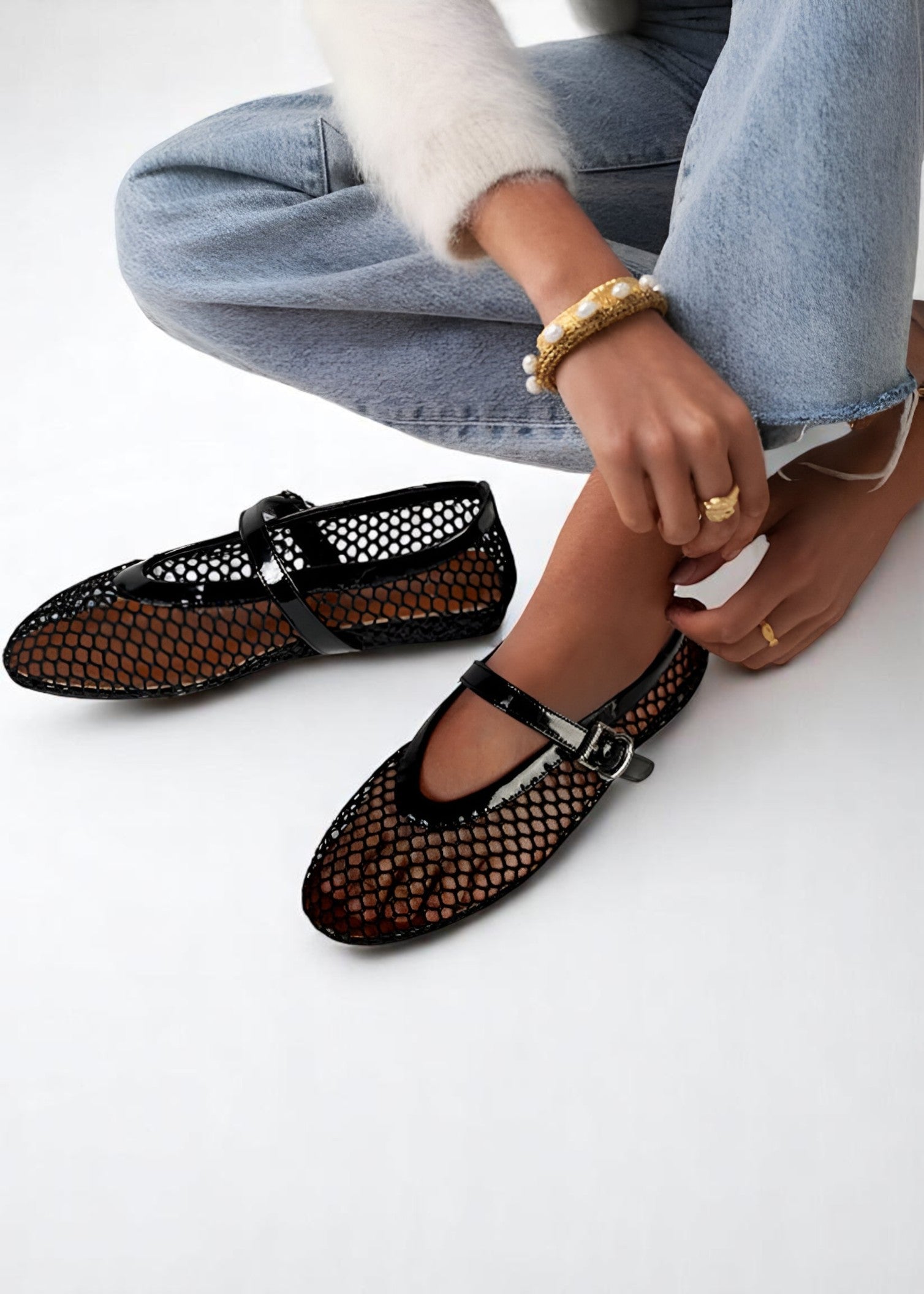 Luna Mesh Flats – Trendy. Airy. Statement.
