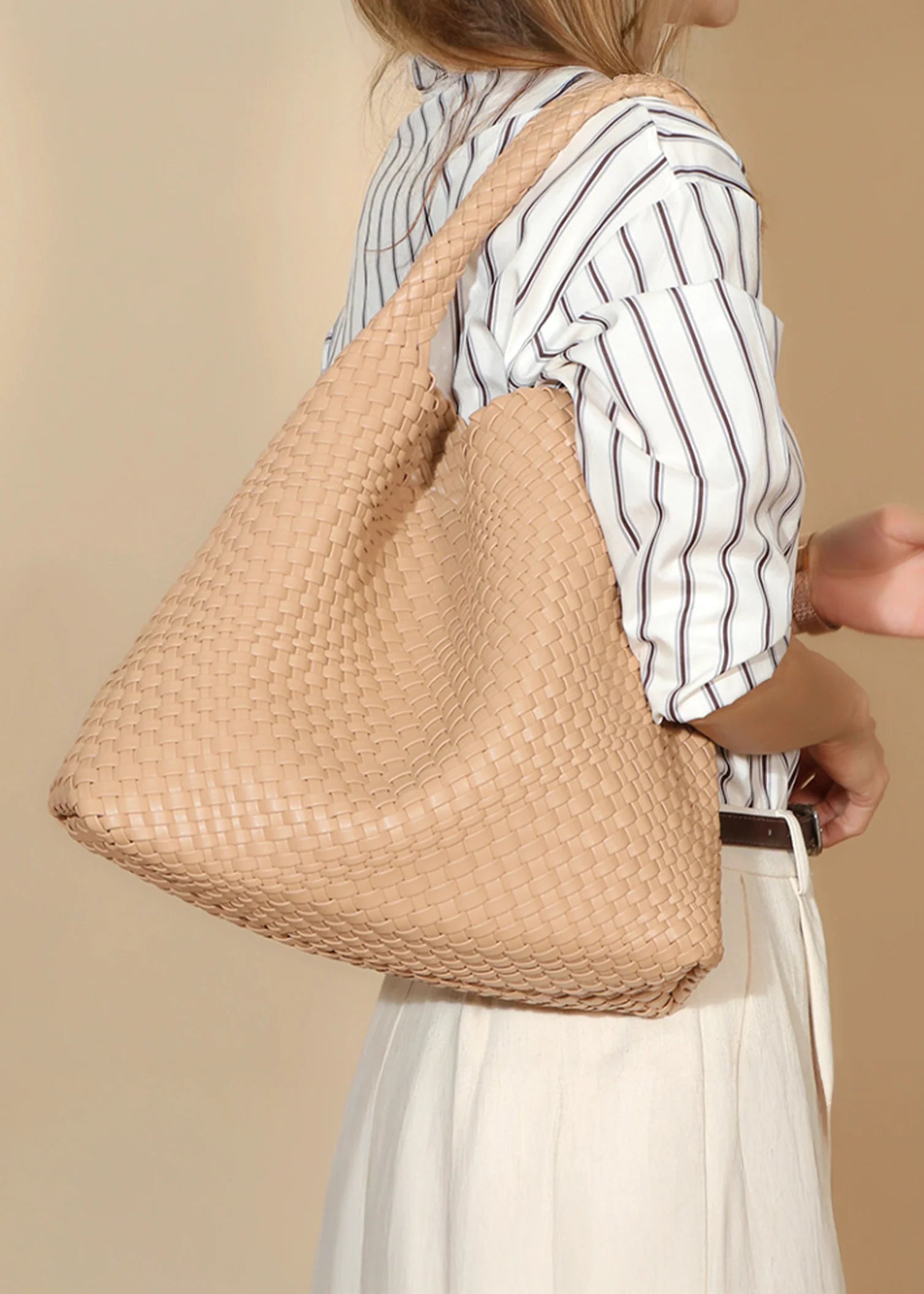 Anastasia – Spacious Hobo Bag with Additional Inner Pocket