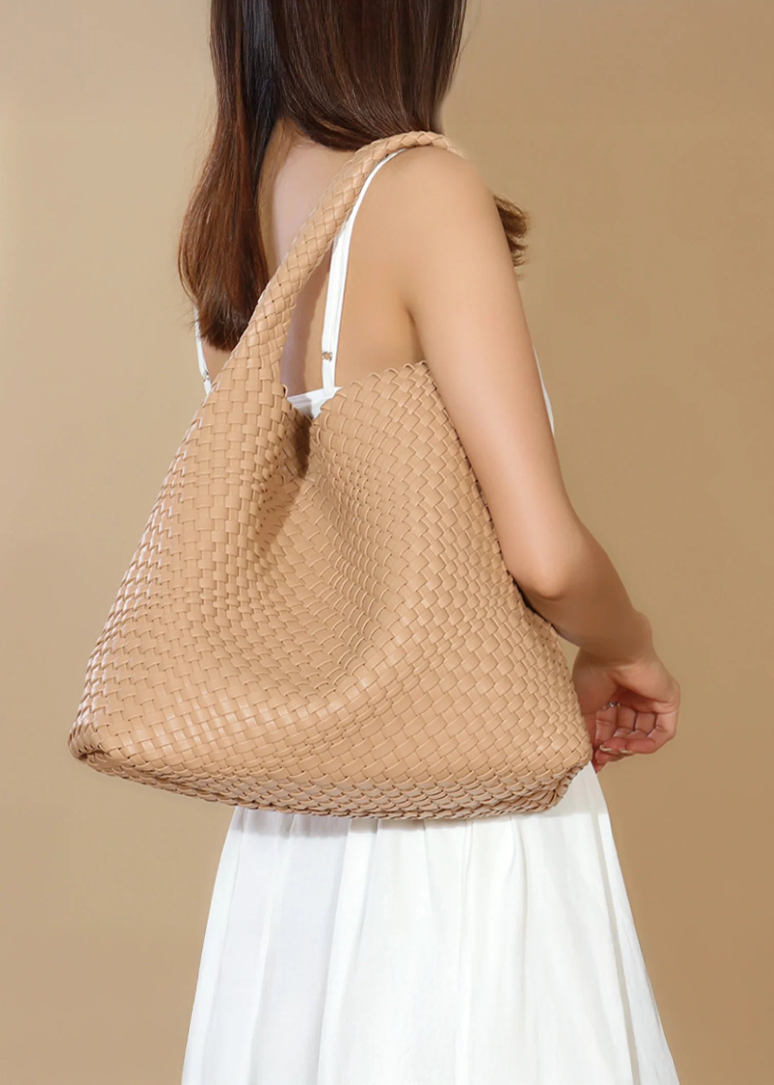 Anastasia – Spacious Hobo Bag with Additional Inner Pocket