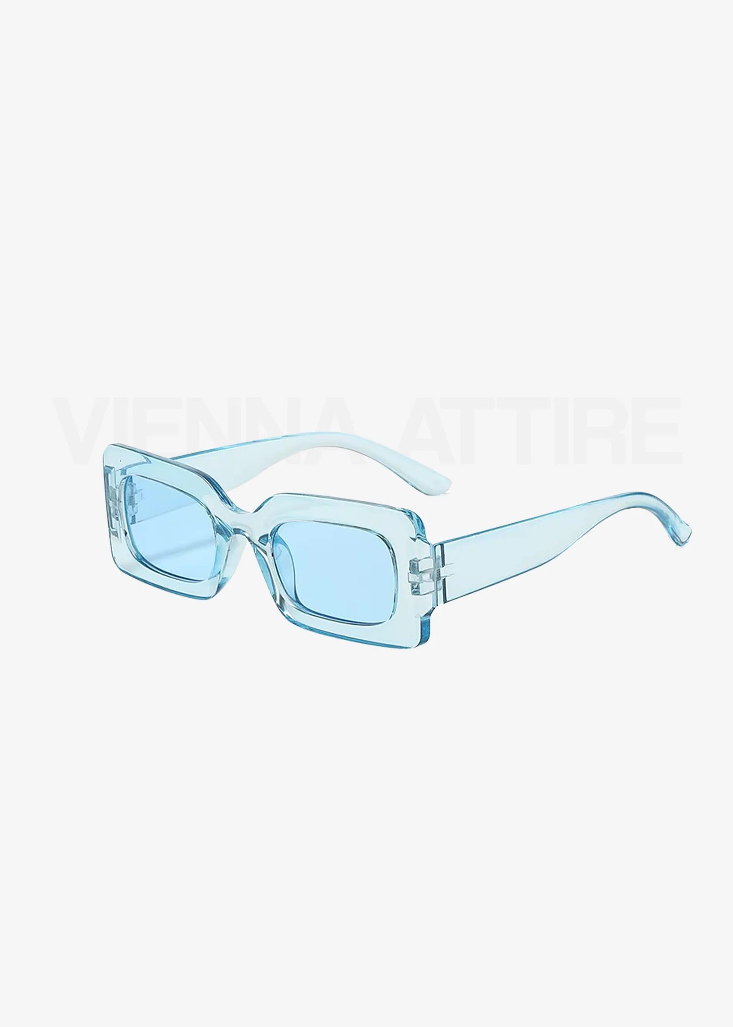 Lea Noir – Geometric Statement Sunglasses Transparent