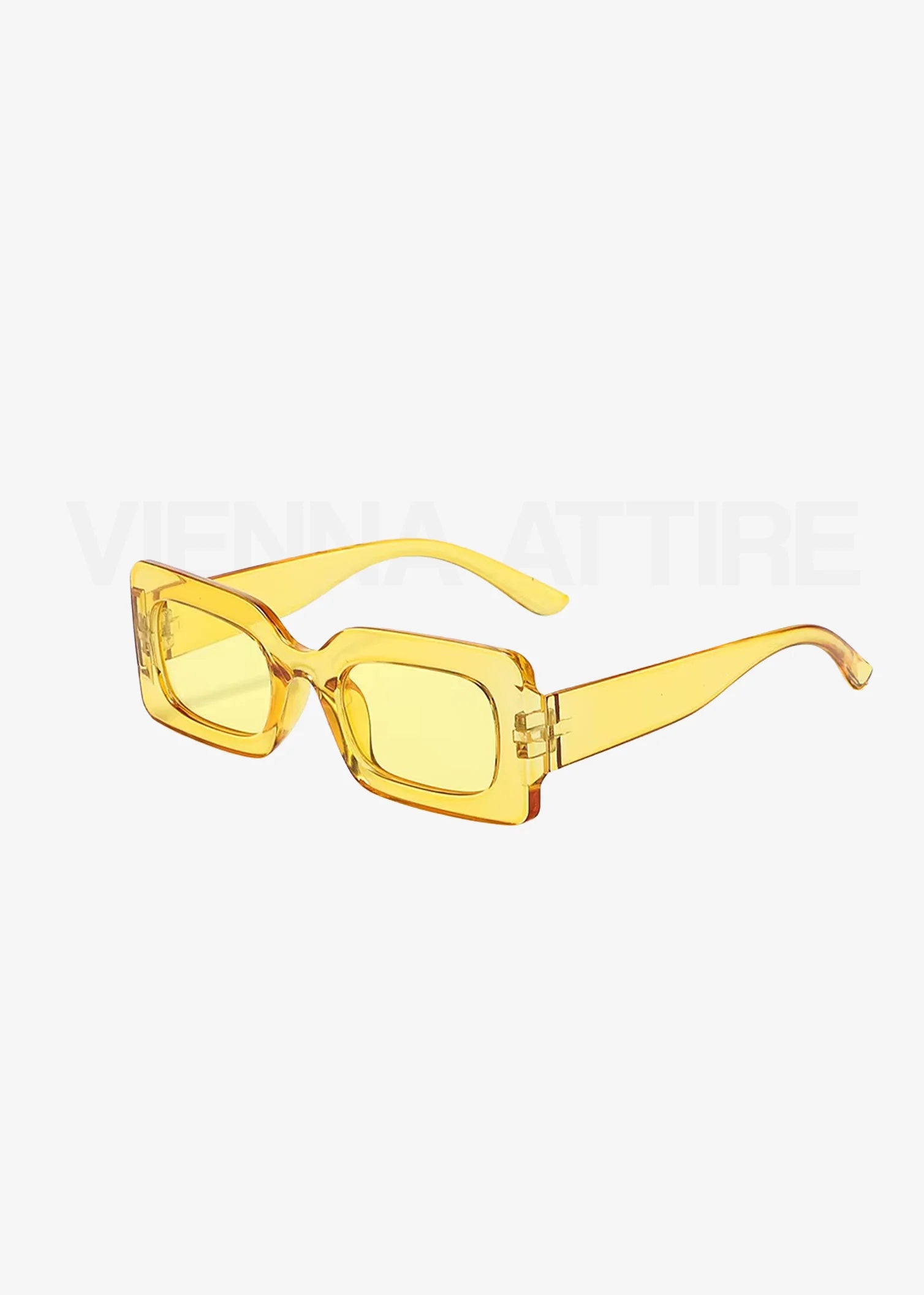 Lea Noir – Geometric Statement Sunglasses Transparent