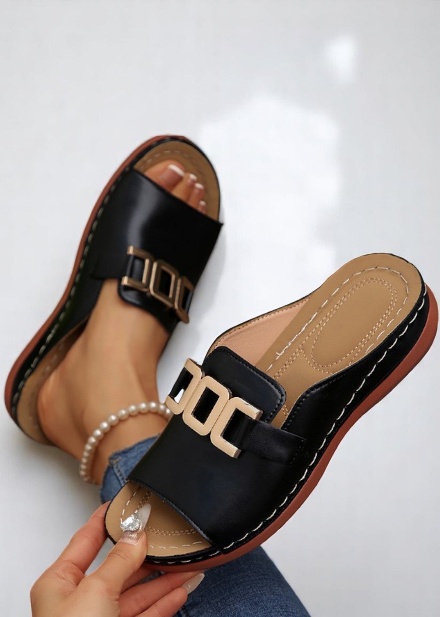 Elena Comfort Slides – Elegant & Comfortable