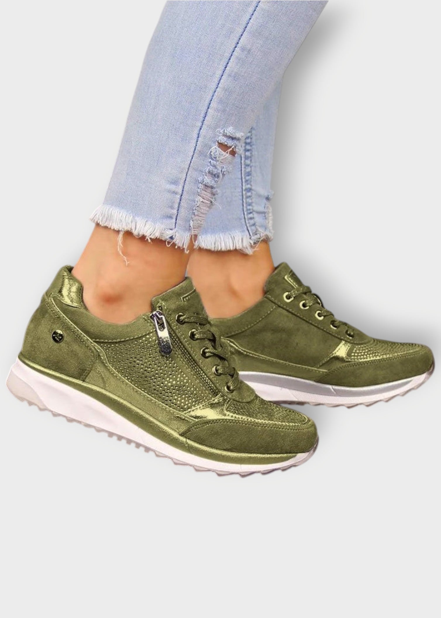 Nora – Fashion Sneaker with Zip Detail and Comfort Sole