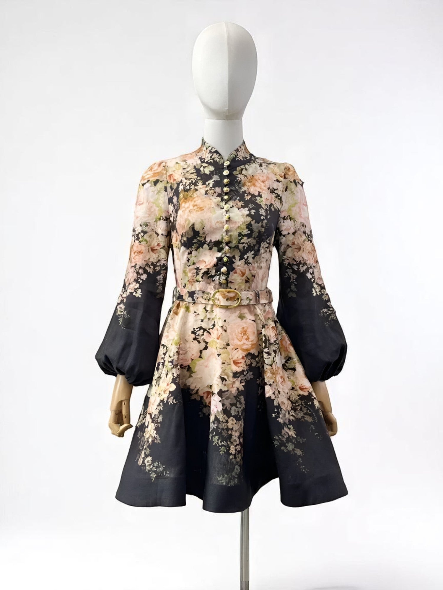 Mira – Short Floral Dress with Stand Collar & Waist Belt