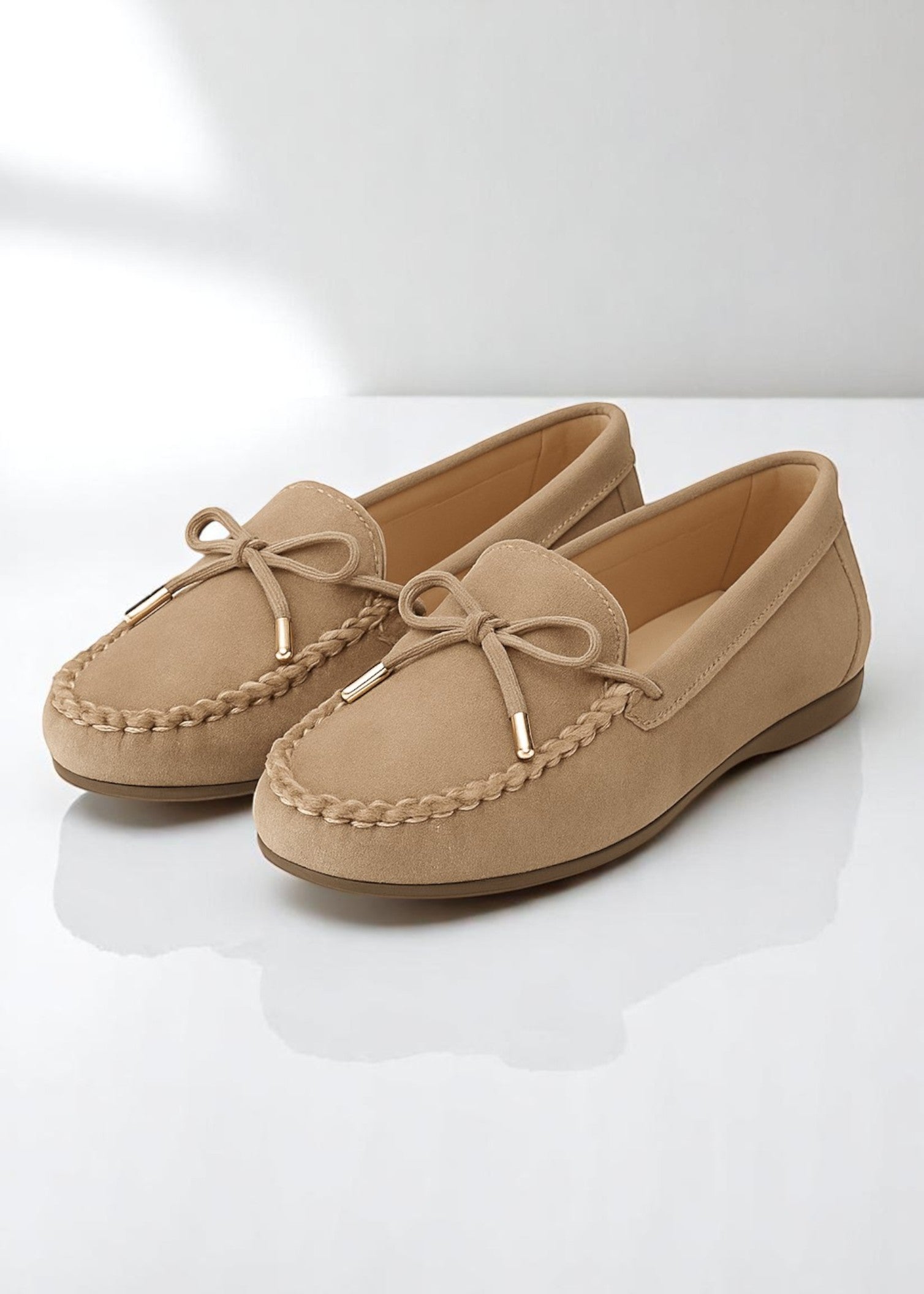 Sophie – Classic Moccasins with Bow