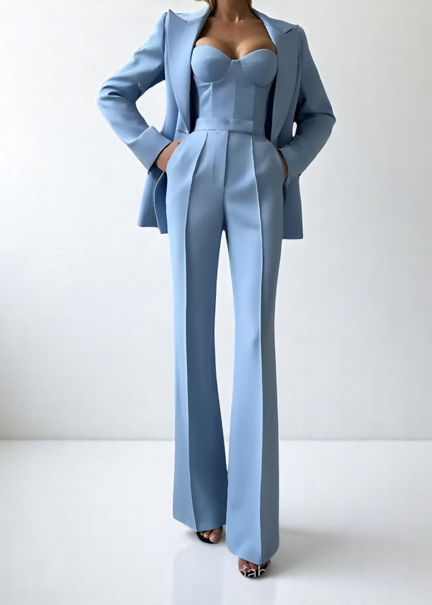 Amara Power Set – Three-Piece Set with Corset & Blazer